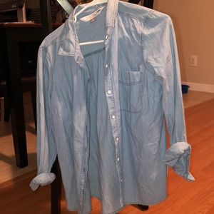 Old navy denim button up, Size M